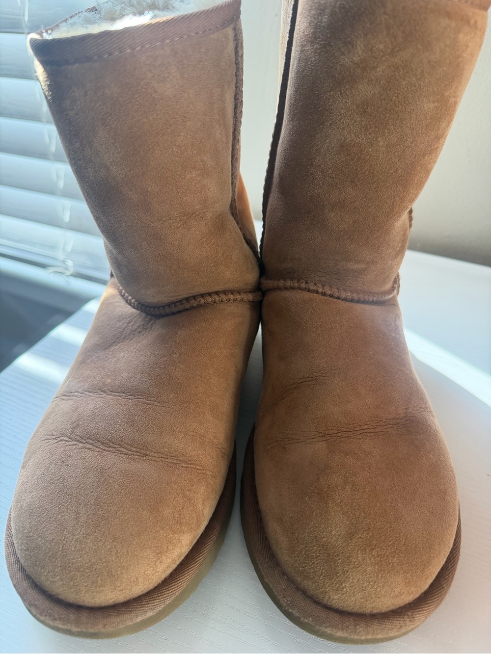 Ugg Women's Classic Shearling-Lined Suede Winter Boots - Chestnut